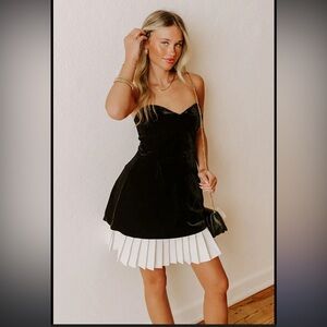 Lulus Women's Black Elevated Invite Velvet Strapless Mini Dress size M